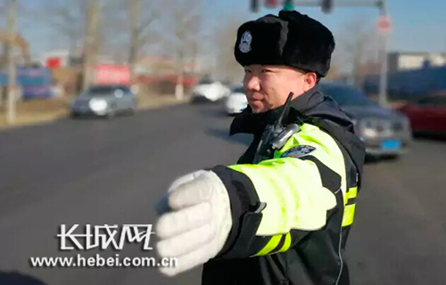 春节期间交警坚守岗位。图片由河北公安交管局提供