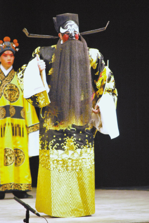 4月17日晚,"一月一名剧"将在石家庄人民会堂上演京剧《遇皇后