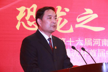 汝阳县县委副书记,汝阳县人民政府县长 赵振峰