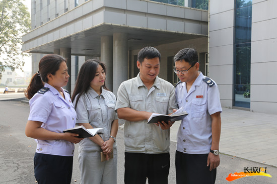 邢台桥西地税局上门服务帮助搬迁企业少走弯路