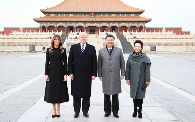  习近平和夫人彭丽媛陪同美国总统特朗普和夫人梅拉尼娅参观故宫