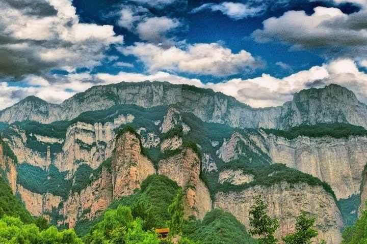 赞皇举办旅游宣传暨嶂石岩峡谷漂流推介会