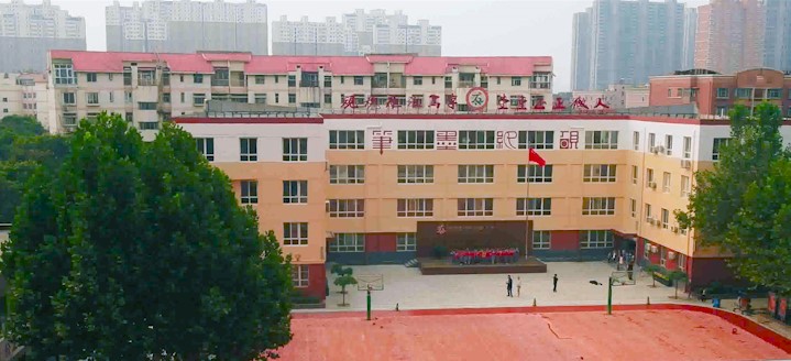 石家庄市石纺路小学.记者 刘潇 摄