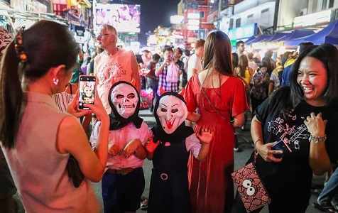 曼谷举行万圣节庆祝活动