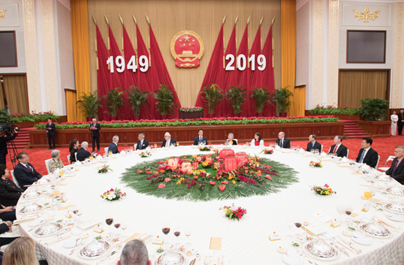 庆祝中华人民共和国成立70周年外国专家招待会举行
