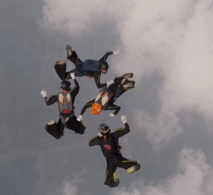 神兵天降！央视记者探秘跳伞项目：“勇敢者的运动”