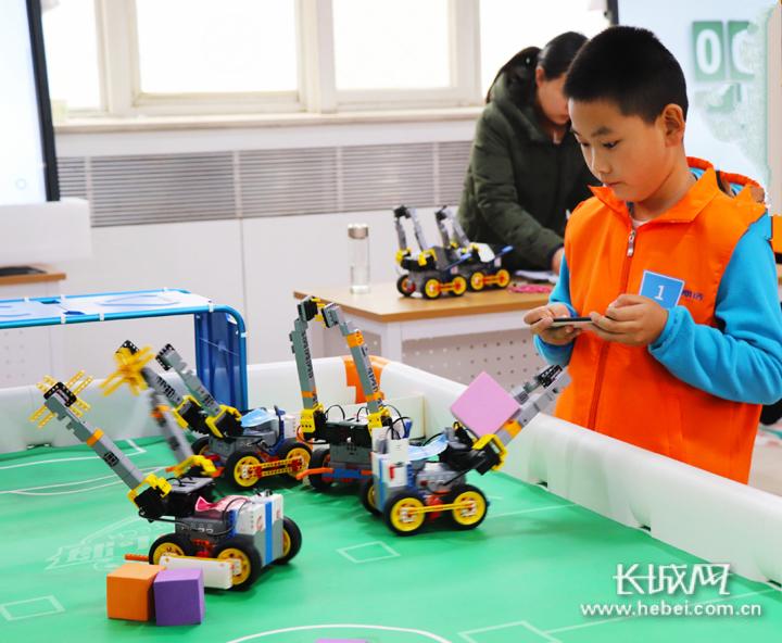 "robo genius 全球青少年机器人挑战赛"河北省总决赛圆满落幕