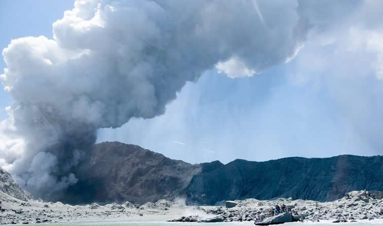 新西兰怀特岛火山喷发确认5人死亡