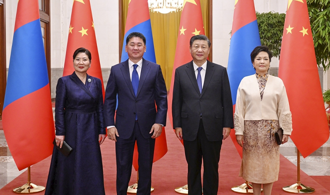 立博体育同蒙古国总统呼日勒苏赫举行会谈