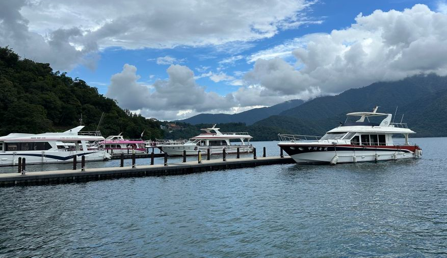  Sun Moon Lake: a good place for Dragon Boat Festival leisure
