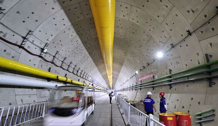 京唐城际铁路运潮减河隧道顺利贯通