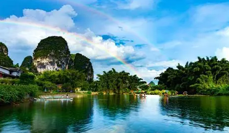 广西恢复出境旅游 泰国首发团启程